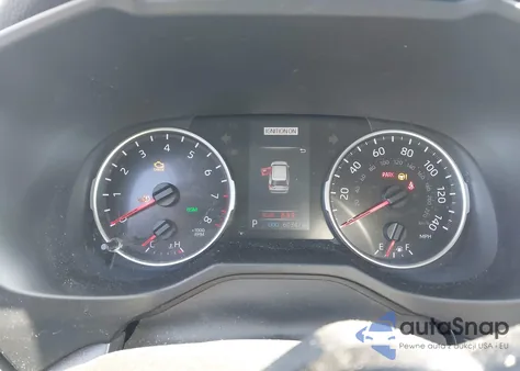 2020 Toyota Rav4 Xle z USA, uszkodzony, nr VIN 2T3P1RFV5LW110674